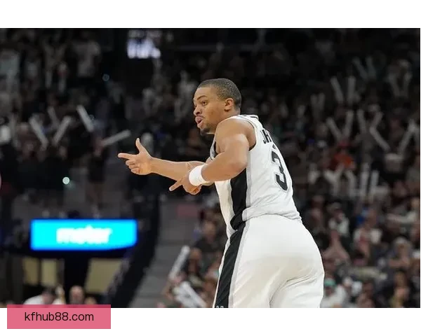 文班大放异彩近25战23胜赢得赞誉 被誉为联盟新影响力 马刺王朝复兴可期